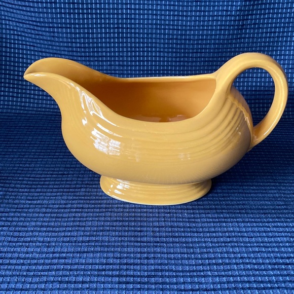 Fiestaware Dining Fiesta Vintage Yellow Gravy Sauce Boat Poshmark